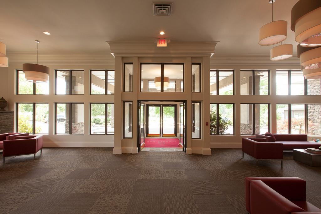 Ramada By Wyndham Rock Hill At Sullivan Center Экстерьер фото